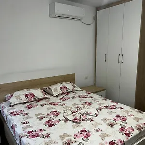 Hermes Elite , Sarandë Albania